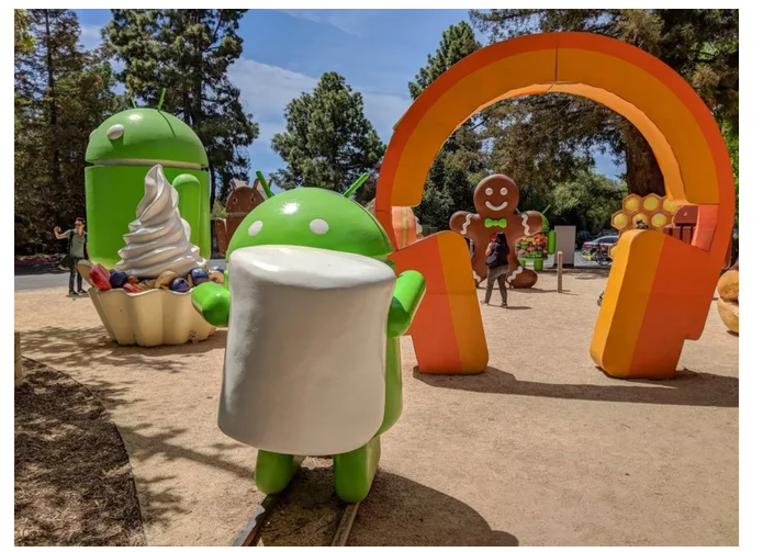 Tượng Android bị di dời, trụ sở Google bị đánh giá 1 sao