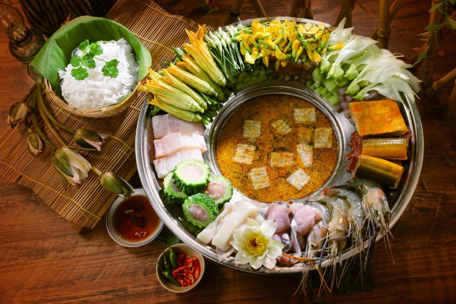 Lẩu mắm đặc sản Miền Tây