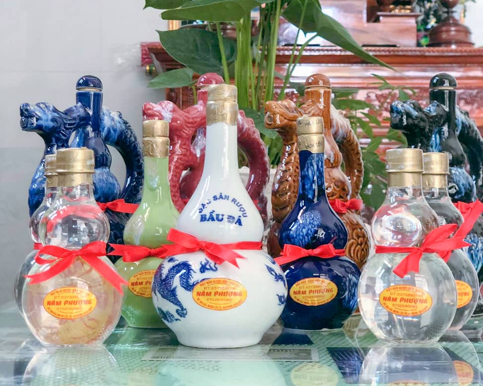 Rượu Bầu Đá